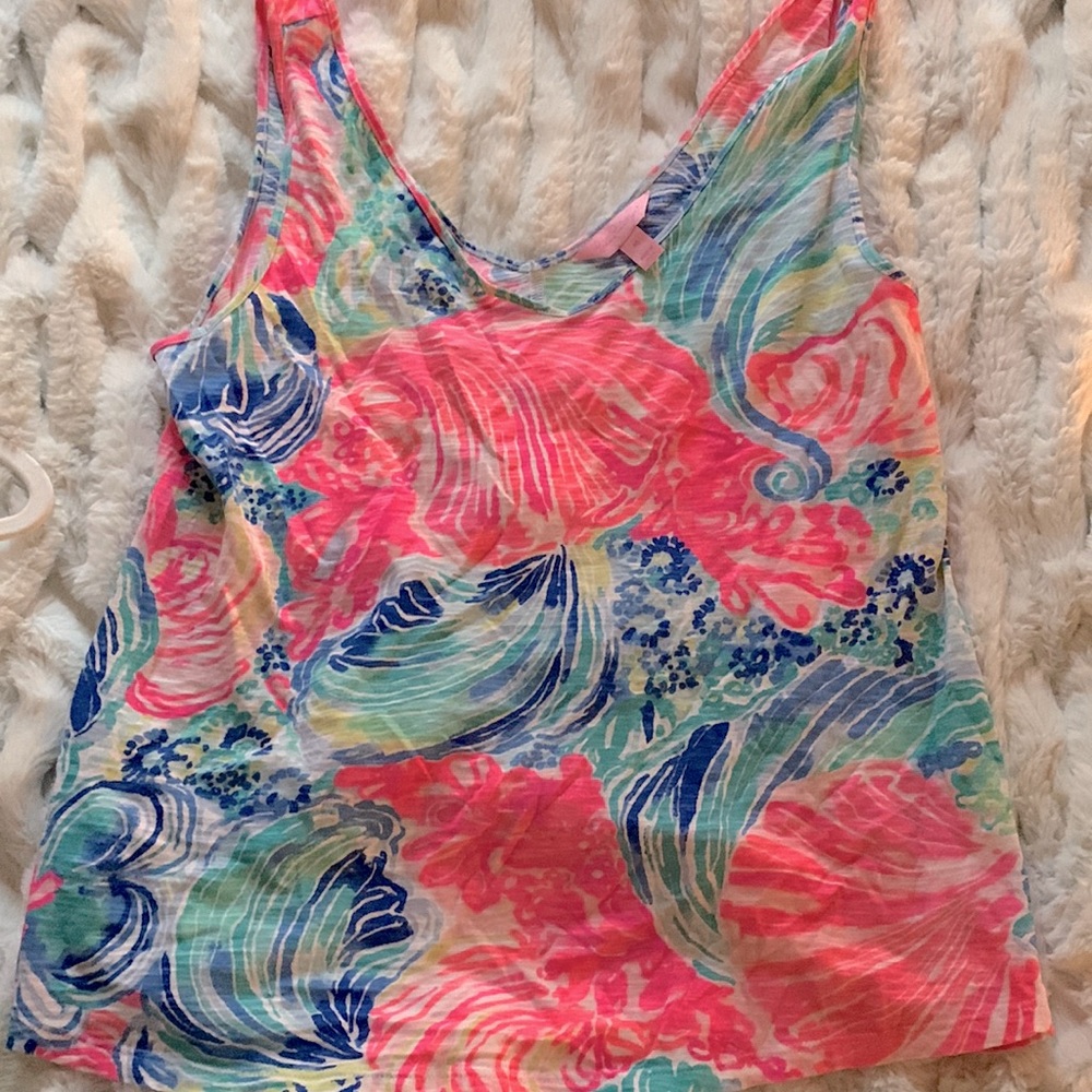 Lilly Pulitzer tank. M.